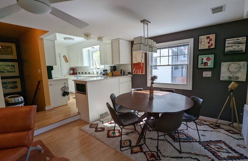 Old West Side House | Perfect Ann Arbor Rental | SUPER CLEAN