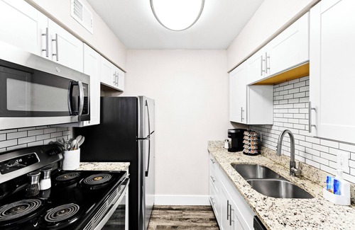 South Arlington Apartment | Perfect Arlington location, Walk to ATT Globe Life, World Cup and SixFlags