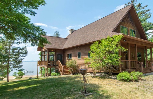 Pequot Lakes House | Perfect Beach on Whitefish Gold Coast