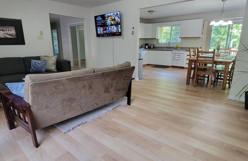 Wymbolwood Beach Cottage | Perfect beach vacation getaway, 5 Bedroom