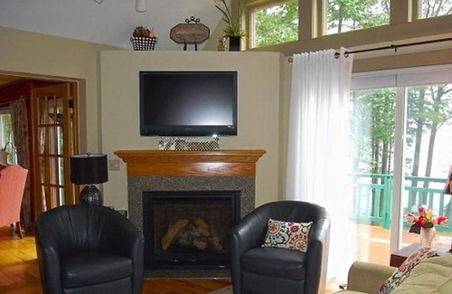 Willsboro House | Perfect blend of charm, amenities, beauty and lake shore life on Lake Champlain