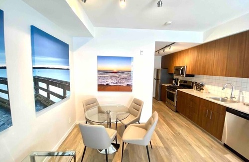 Sidney Hotel | Perfect Brand New Suite Downtown Sidney