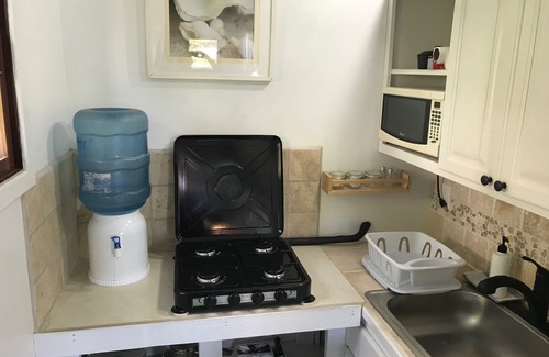 Antoneys Cay Apartment | Perfect bungalow for a perfect hideaway, just a few steps from the best WB beach