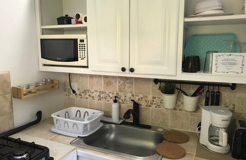 Antoneys Cay Apartment | Perfect bungalow for a perfect hideaway, just a few steps from the best WB beach