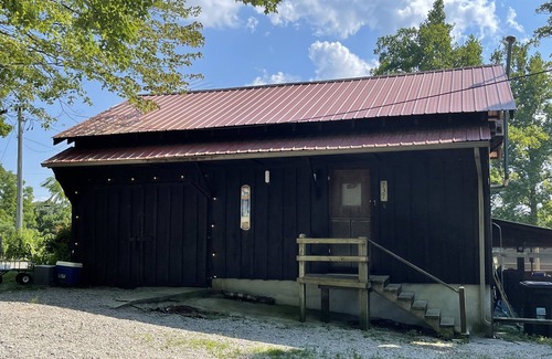 Jamestown Cabin | Perfect cabin centrally located to Big South Fork and Pickett Park. SXS FRIENDLY