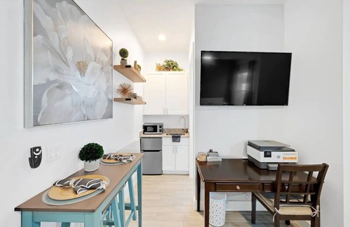 Pelican Apartment | Perfect Cape Coral Private Guest Suite w/Pool!