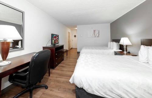 Carteret Hotel | Perfect Choice For Your Family Vacation! 2 Budget-friendly Units, Free Parking!