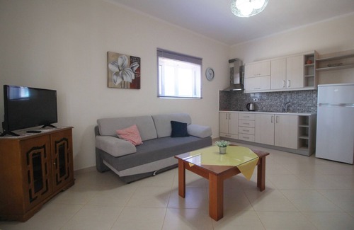 Ksamil House | Perfect choice in a quiet neighbourhood at the centre of Ksamil.