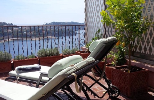 Villefranche-sur-Mer Apartment | Perfect coastal holiday between Nice & Monaco with panoramic sea view