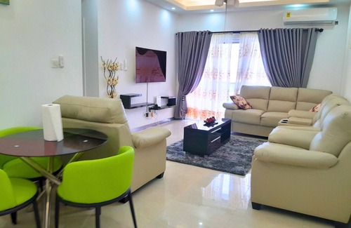 Sakumono Apartment | Perfect combination of comfort, style and convenience!