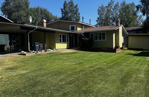 Airport Heights Community Council Condo | Perfect Condo in the UMED District