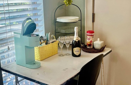 Boerne House | PERFECT COUPLES GET AWAY IN THE HEART OF DOWNTOWN BOERNE!