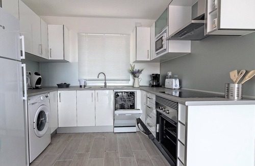La Quinta Apartment | PERFECT COUPLES, OCEAN VIEW BALCONY, POOL AND RELAX