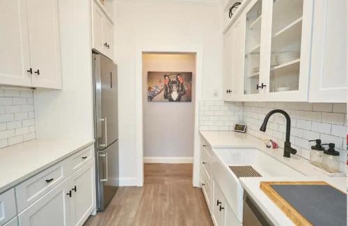 Brooklyn Apartment | Perfect Cozy Apartment Suite, 2 blox to subway