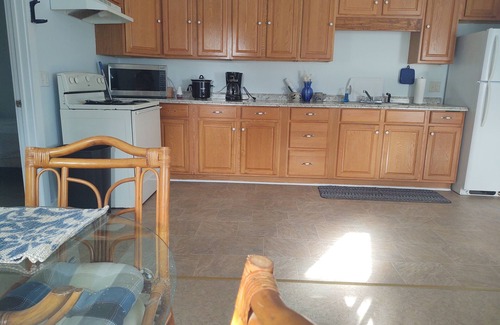 Cape Charles Condo | Perfect Cozy Vacation Rental on the Eastern Shore