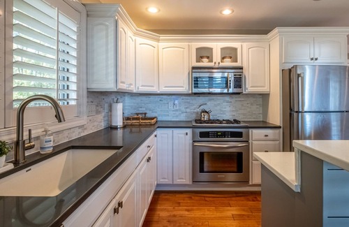 Okoboji House | Perfect East Okoboji Getaway
