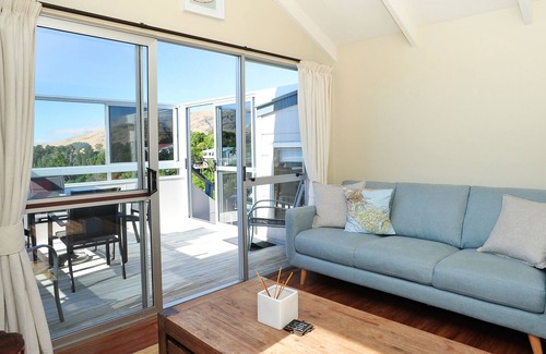 Diamond Harbour House | Perfect Escape in Diamond Harbour