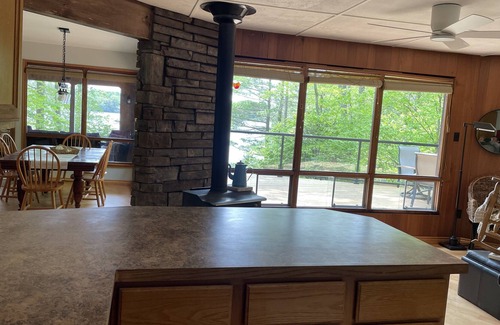 Marmora and Lake Cottage | Perfect Family Getaway on a Pristine Lake With Amazing Views and Swimming