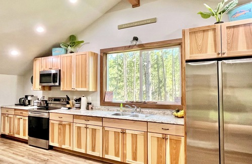 Rexford Cottage | Perfect Family Cabin Loft w/Lake Access & Cove