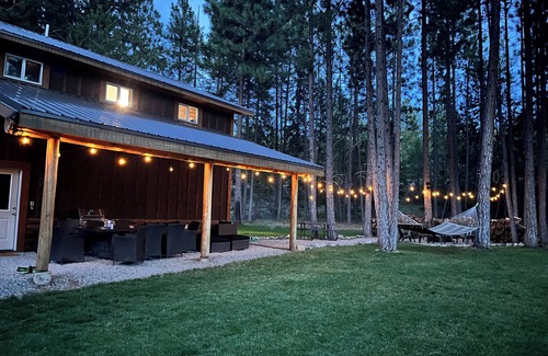 Rexford Cottage | Perfect Family Cabin Loft w/Lake Access & Cove