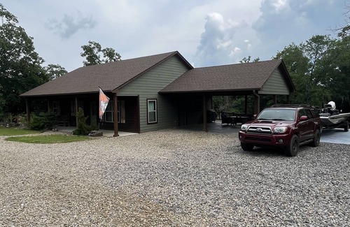 Vian House | Perfect family & fishing retreat at Pine Cove.