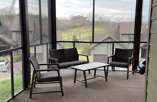 Branson West Condo | Perfect Family friendly Branson Getaway! Pool, Golf, awesome amenities!