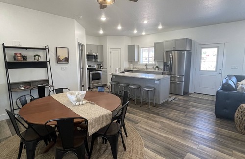 Kanab House | Perfect family friendly Home Base for your Red Rock adventures