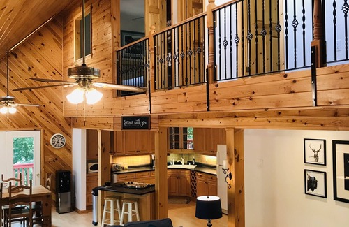 Dysart et al Cottage | Perfect Family Getaway on Little Kennisis Lake