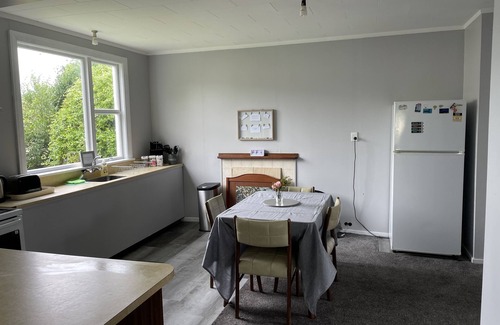 Hector House | Perfect Family Getaway by the beach