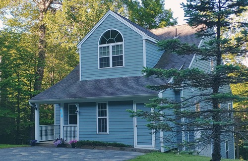 Hancock House | Perfect family getaway spot! Free standing private 4 BR home on Jiminy Peak.