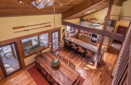 Tahoma House | Perfect Family Getaway With A/C - Location! Location!