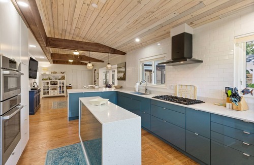 East Beach House | Perfect Family Beach Home With Pool, Bikes & More!