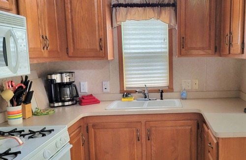 Pierceton RV Rental | Perfect for 4 Cozy Campground & Family Adventures at Yogi Bear Jellystone Park