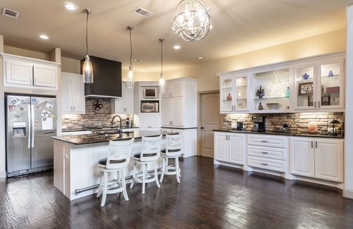 Tarrant County House | Perfect for a quiet stay in a quiet neighborhood just minutes from Joe Pool Lake