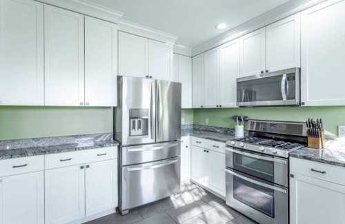 Northside House | Perfect for Company Bookings!