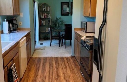 Sequim Condo | Perfect for digital nomads, locum tenens, those in need of mid-term housing.