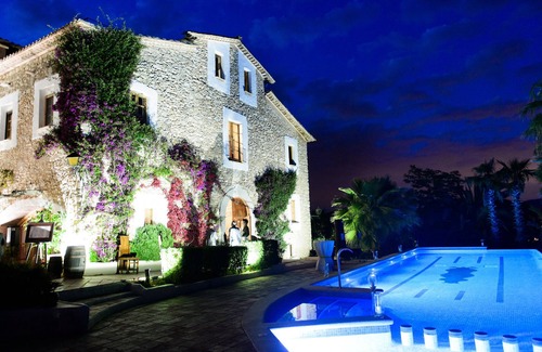 Sant Pere de Ribes House | Perfect for events and groups with sauna and infinity pool and well equipped gym