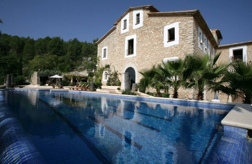 Sant Pere de Ribes House | Perfect for events and groups with sauna and infinity pool and well equipped gym