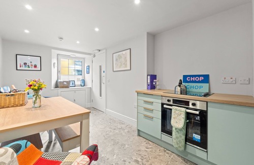 Innerleithen Apartment | Perfect for families or active getaways in the heart of the Tweed Valley.