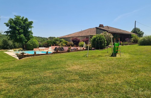 Romestaing Villa | Perfect for families - private tennis court & heated pool in tranquil setting