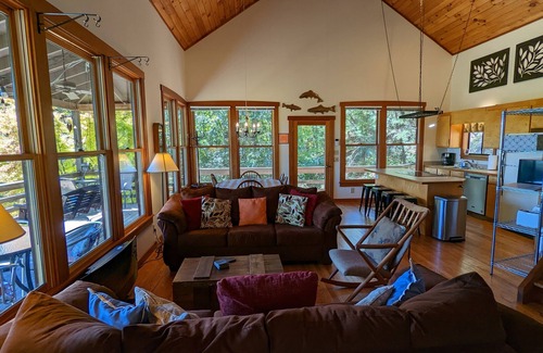 Bryson City House | Perfect for Families! Relaxing Mountain House, Gorgeous Views