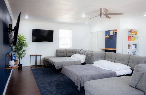 Cedar Hill Other | Perfect for Families & Groups