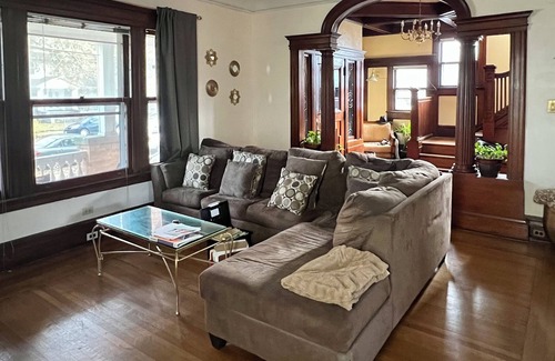 Forest Hill Apartment | Perfect for Families