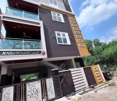 Madhurawada House | Perfect for Family and Couples