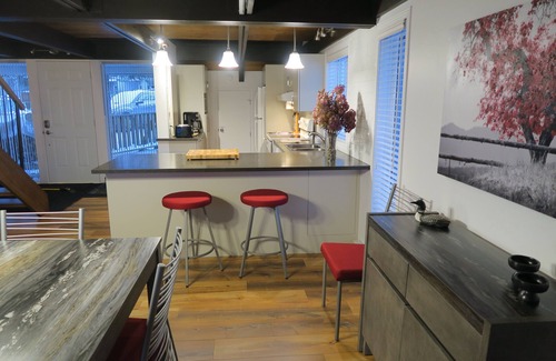 Beaupre Ski Chalet | PERFECT FOR FAMILY, NEAR ALPINE SKI AND GOLF.