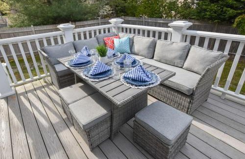 South Chatham House | Perfect for Group w Kids & Dogs w Hot Tub