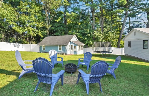 Monticello House | Perfect for Groups/Families! 5 Cabins, Pool, GameRoom & 30+ Beds at The Highland