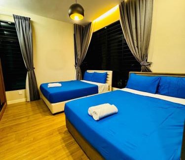 Batu Ferringhi Villa | Perfect for Groups! 5BR Villa Near Beach BBQ 20Pax