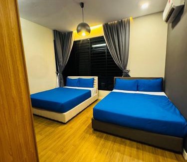 Batu Ferringhi Villa | Perfect for Groups! 5BR Villa Near Beach BBQ 20Pax
