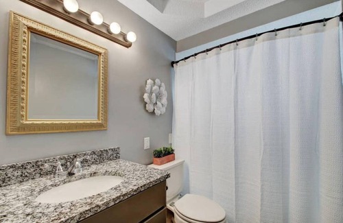Beech Grove House | Perfect for Groups, Stay for Gen Con!